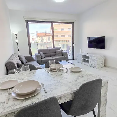 Pool Citylux Larnaca